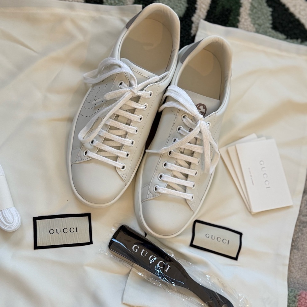Gucci ACE Men’s 5.0 (aka women’s 7.0)